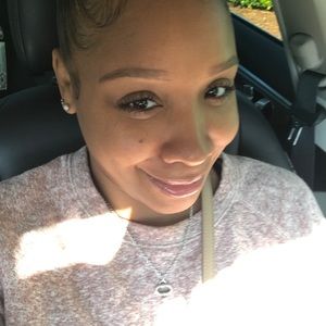 Meet your Posher, Deanna